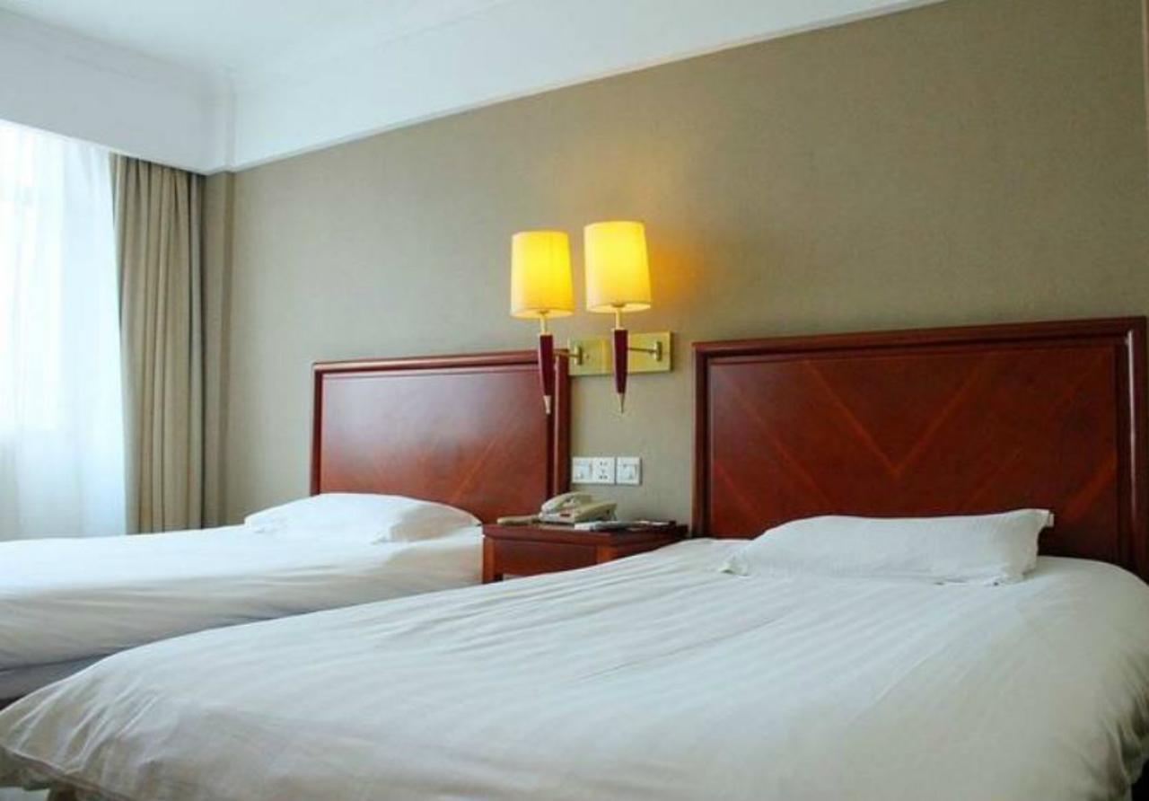 Gma Hotel Shanghai Wuning Road Zhenping Road Metro Station ภายนอก รูปภาพ